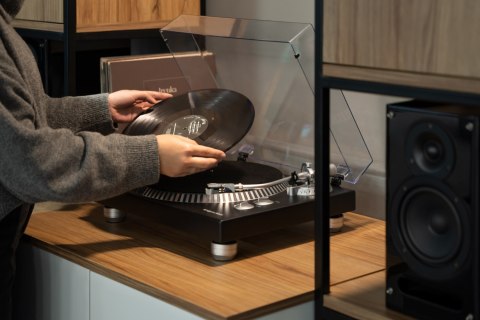Gramofon Kruger&Matz model TT-602 Gramofon Kruger&Matz model TT-602
