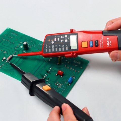 Miernik, tester napięcia Uni-T UT18E Miernik, tester napięcia Uni-T UT18E