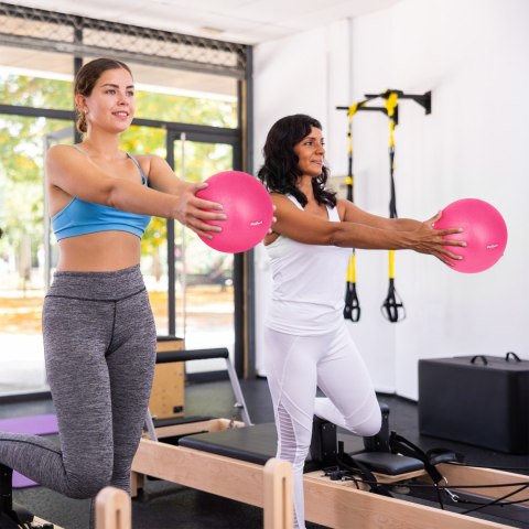 Mini piłka gimnastyczna do pilates rehabilitacyjna 25cm, kolor różowy, REBEL ACTIVE Mini piłka gimnastyczna do pilates rehabilitacyjna 25cm, kolor różowy, REBEL ACTIVE
