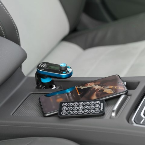 Samochodowy transmiter z funkją bluetooth (2x gniazda USB) Samochodowy transmiter z funkją bluetooth (2x gniazda USB)
