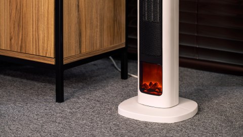 Termowentylator kolumnowy PTC Teesa z funkcją imitacji kominka. Termowentylator kolumnowy PTC Teesa z funkcją imitacji kominka.