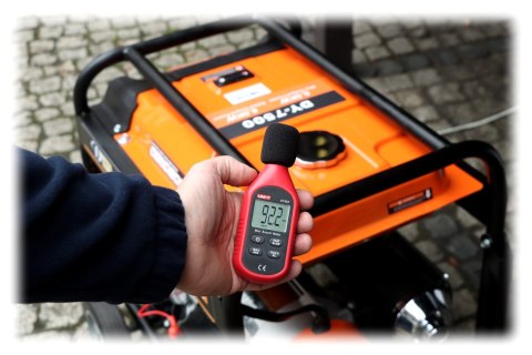 AGREGAT PRĄDOTWÓRCZY DY-7500 6000 W Dynamo AGREGAT PRĄDOTWÓRCZY DY-7500 6000 W Dynamo