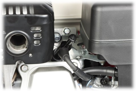 AGREGAT PRĄDOTWÓRCZY FH-3001R 2500 W Honda GX 200 FOGO AGREGAT PRĄDOTWÓRCZY FH-3001R 2500 W Honda GX 200 FOGO